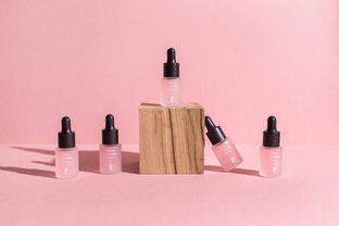 化妝品品類中的護膚品牌視覺設(shè)計 藝術(shù)與商業(yè)的完美融合